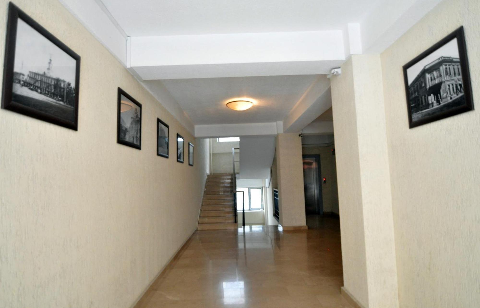 New Age Living Apartment Tbilisi ภายนอก รูปภาพ