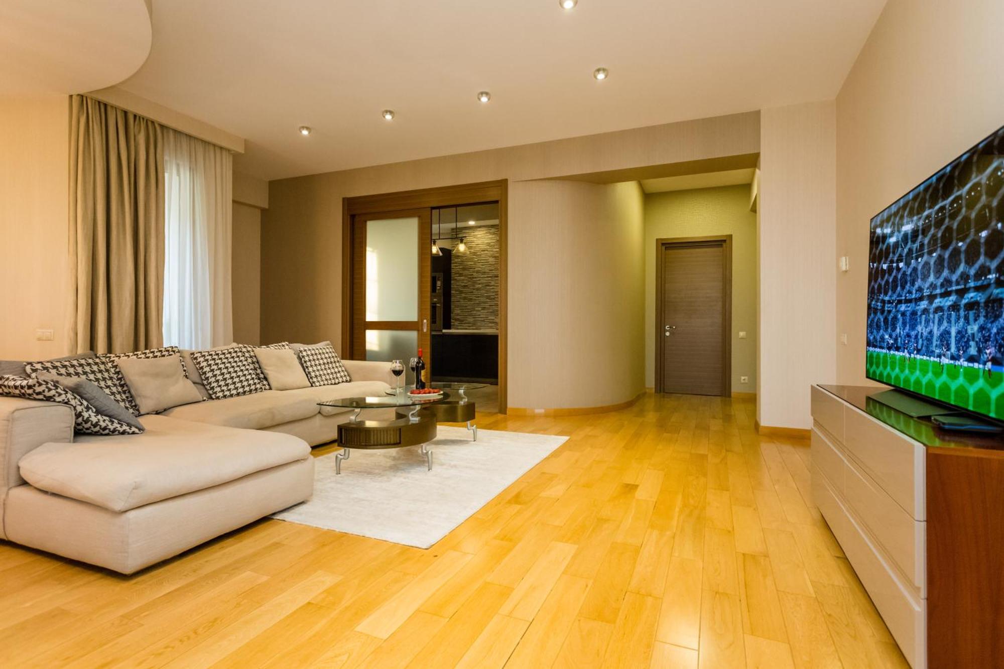 New Age Living Apartment Tbilisi ภายนอก รูปภาพ